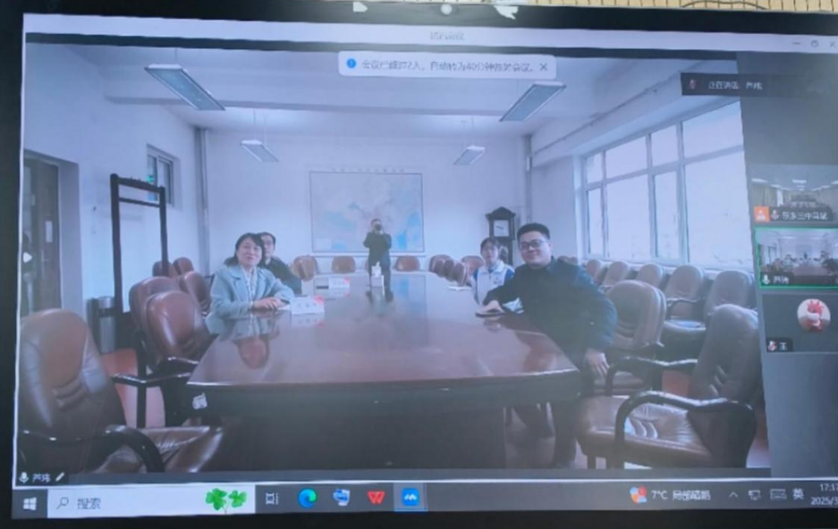 山东省实验中学为甘肃省东乡县第三中学捐赠教学实验仪器